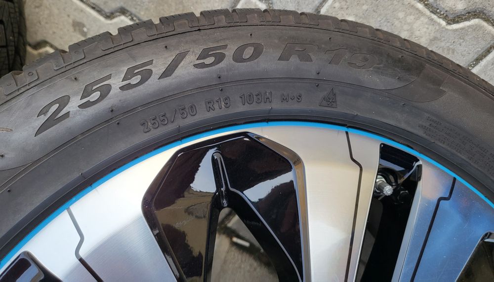 Jante aliaj Mercede R 19, GLC, EQC, anvelope iarna Pirelli 255 50 19