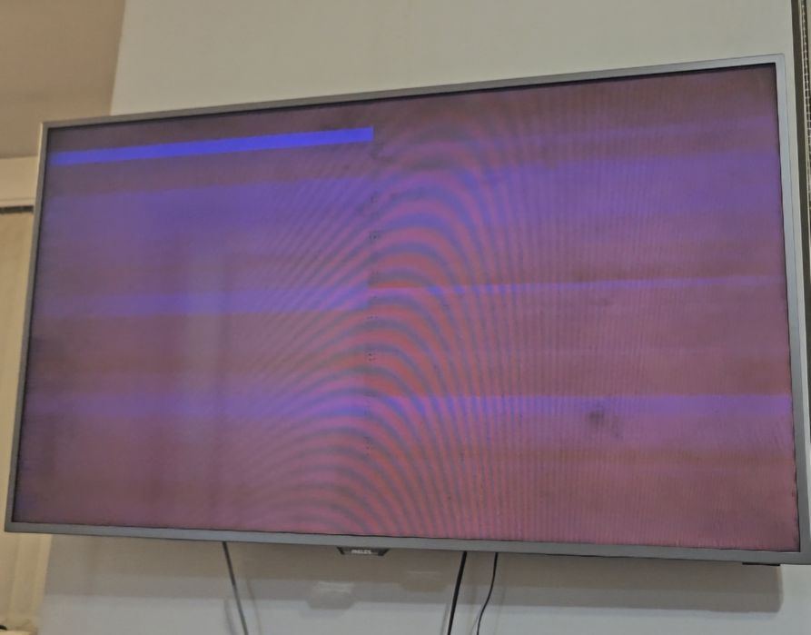 Телевизор Philips 49PUS6561/12 4K Ultra HD LED. ЗА ЧАСТИ