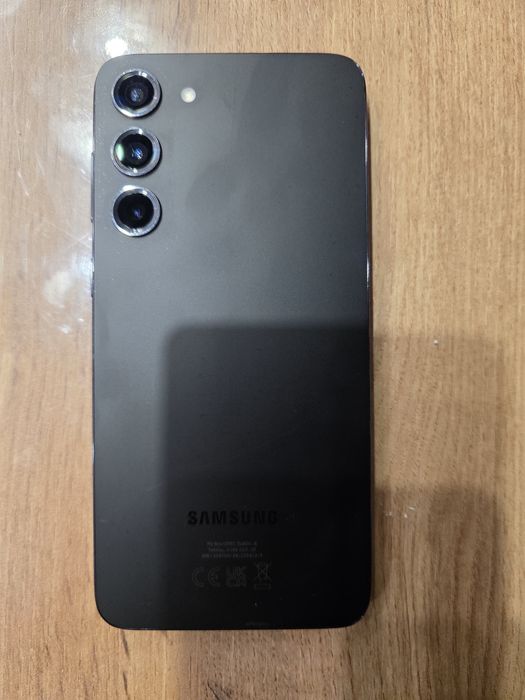 Samsung Galaxy S 23 plus