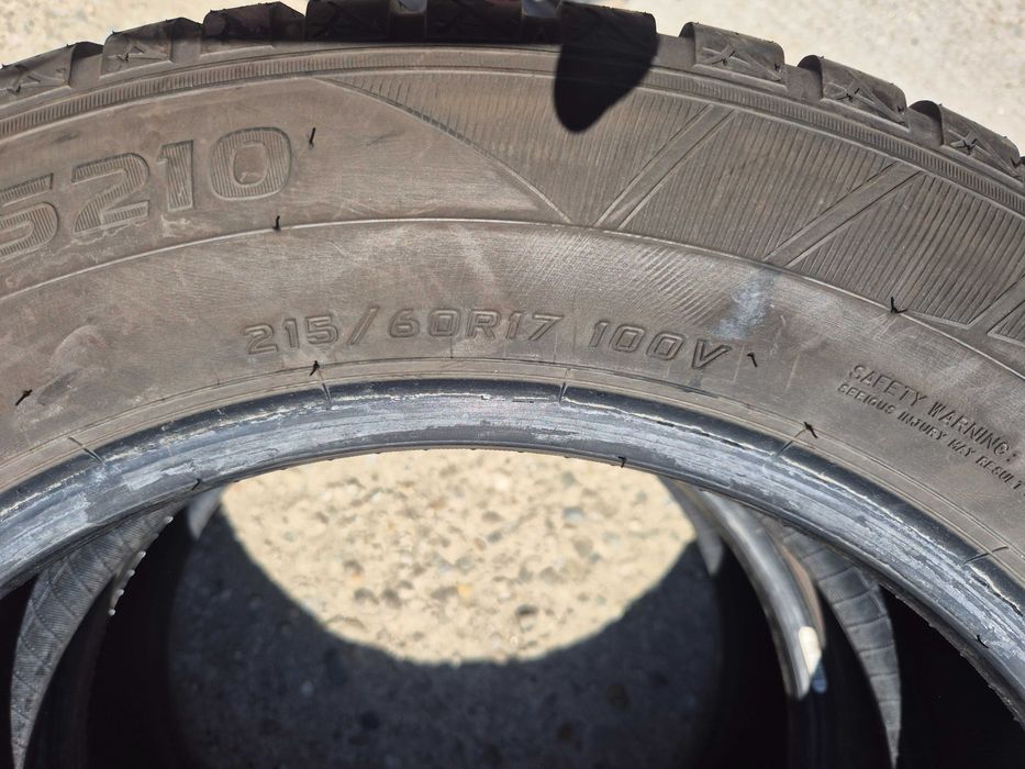 2 Anvelope M+S 4 Sezoane VARA IARNA - 215/60/17 - Falken - CA NOI - DOT 2023 !