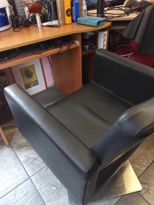 Отдавам под наем работни места – САЛОН МАДОНА(ул. Странджа 79)