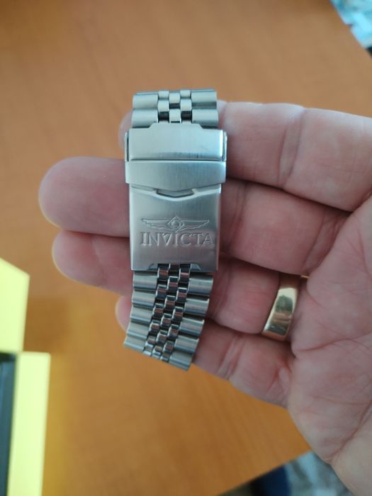 Vând ceas Invicta automatic