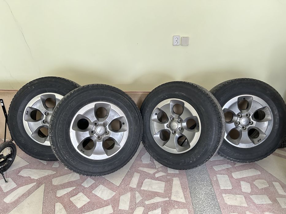 roti bridgestone jeep anvelope/ jante/ cauciucuri 255/70 R18  M+S