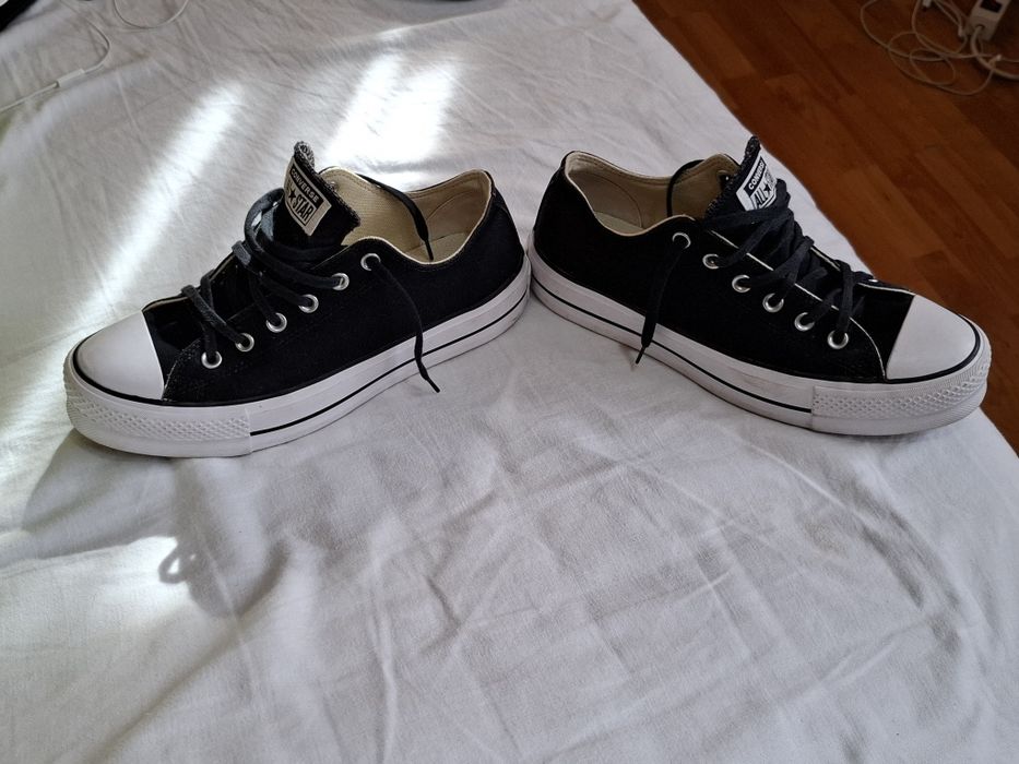Tenesi Converse Women
