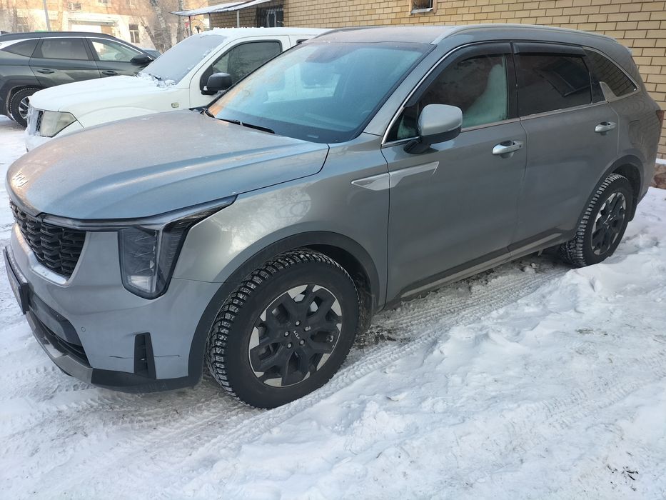 Продаём киа соренто новый 18,5 млн