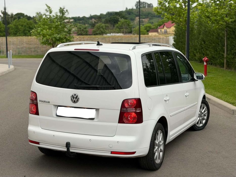 VOLKSWAGEN Touran 2008 — imagine 4