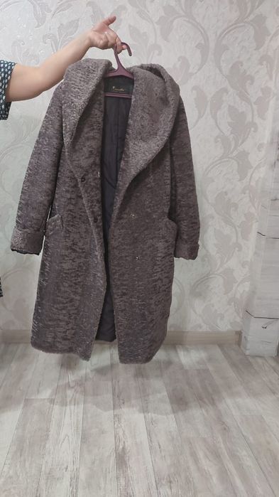 Кёрли пальто с капюшоном