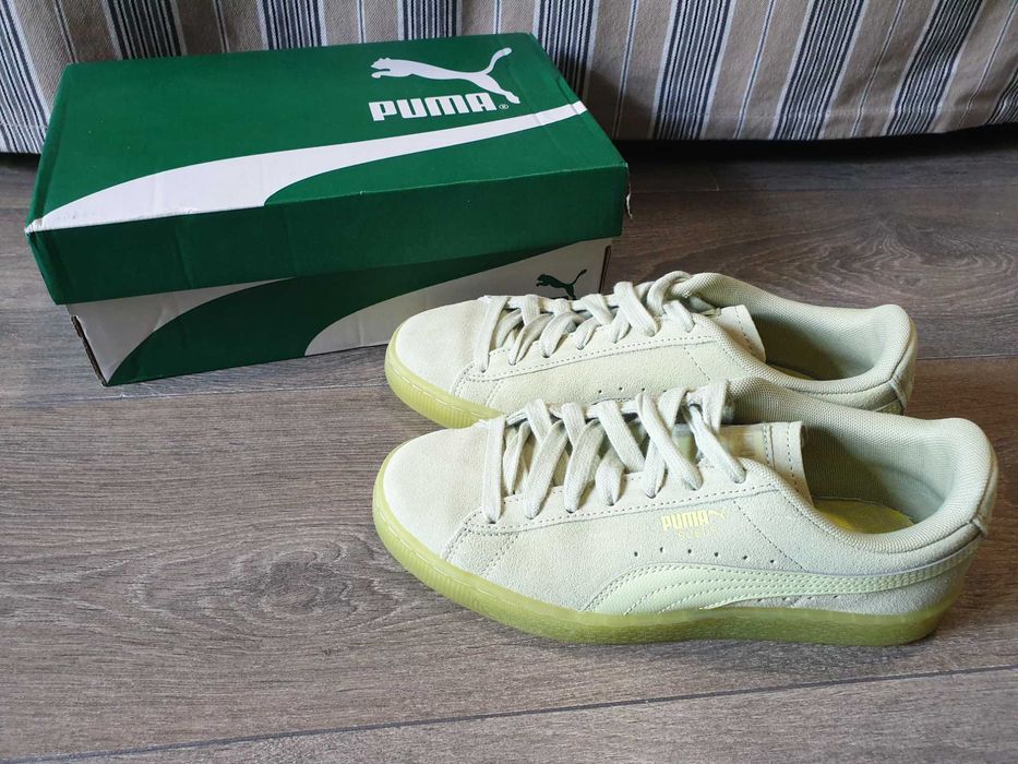 Сникърси Puma от велур