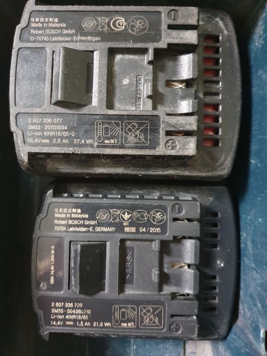 Bormașină / Filetantă Bosch Professional GSR 14,4 V-LI + 3 Acumulatori + Cutie