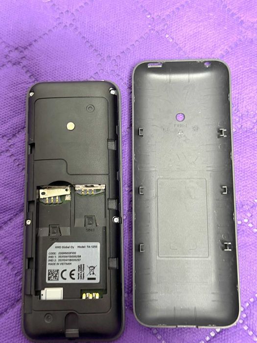 Telefon Dual Sim Nokia 125 Black TA-1253 / Telefon cu butoane mari , taste , Telefon seniori batrani ,ecran mare