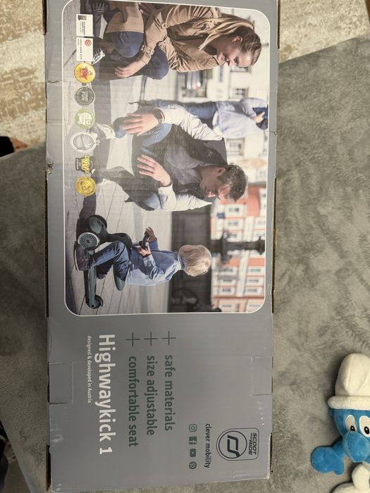 Trotineta 2 in 1 cu scaun, foarte usoara si pracrica pt copii