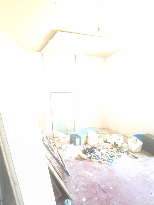 0888909923Продавам двуетажна къща в с.Горник на 3км от Червен бряг на тихо и спокойно място
