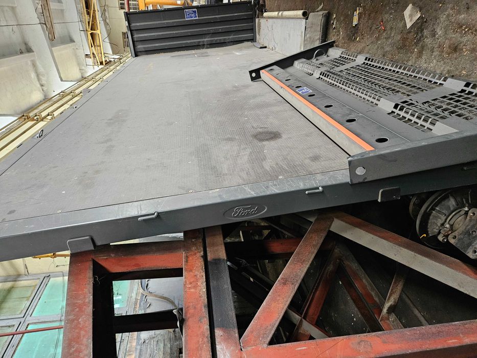 Алуминиева каросерия от Форд Транзит 5.2х2.1