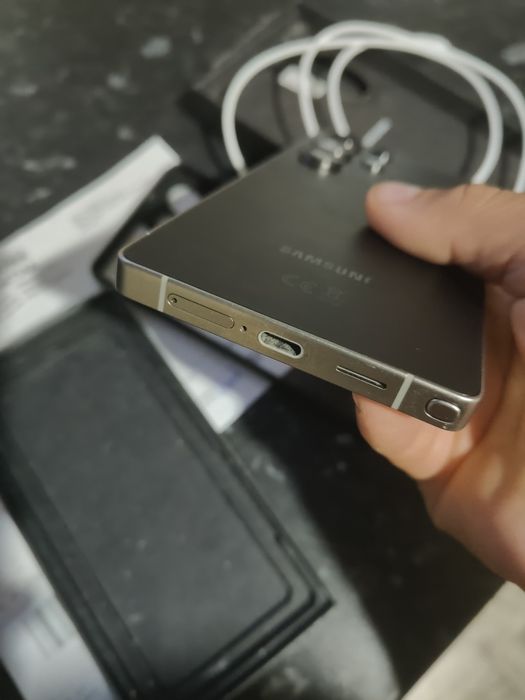 Samsung S25 ultra 256 GB liber rețea garanție altex
