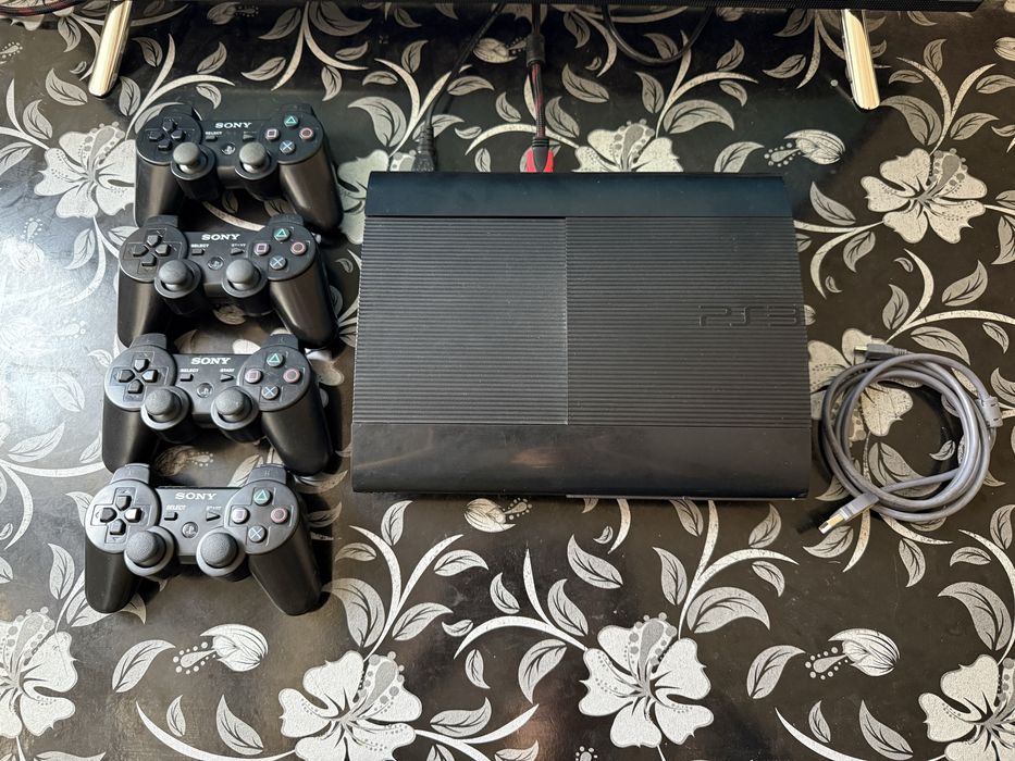 Playstation 3 Super Slim 500GB (PS3)