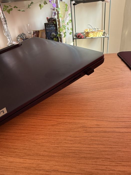 Lenovo IdeaPad 1 15” | 8GB RAM | 512GB SSD | Windows 11 Pro