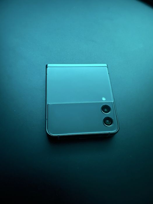 Samsung Galaxy Flip 3 128gb