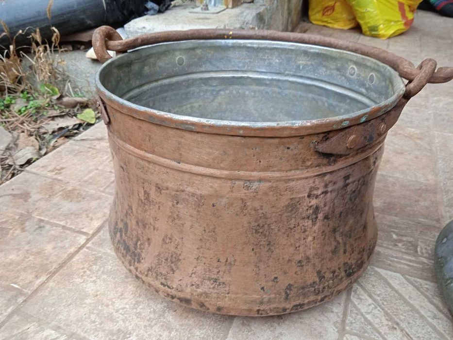 Медни котли 2 броя