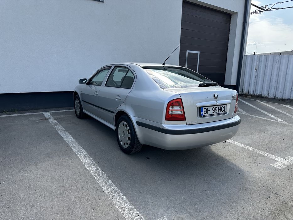 Vand Skoda Octavia 1.6 benzina