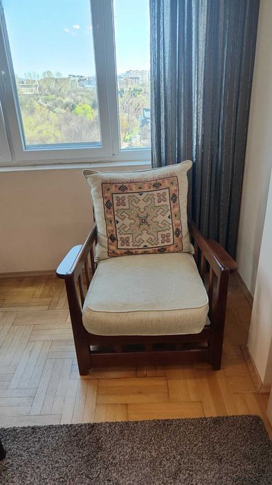 Винтидж италианска холова гарнитура от масивно дърво