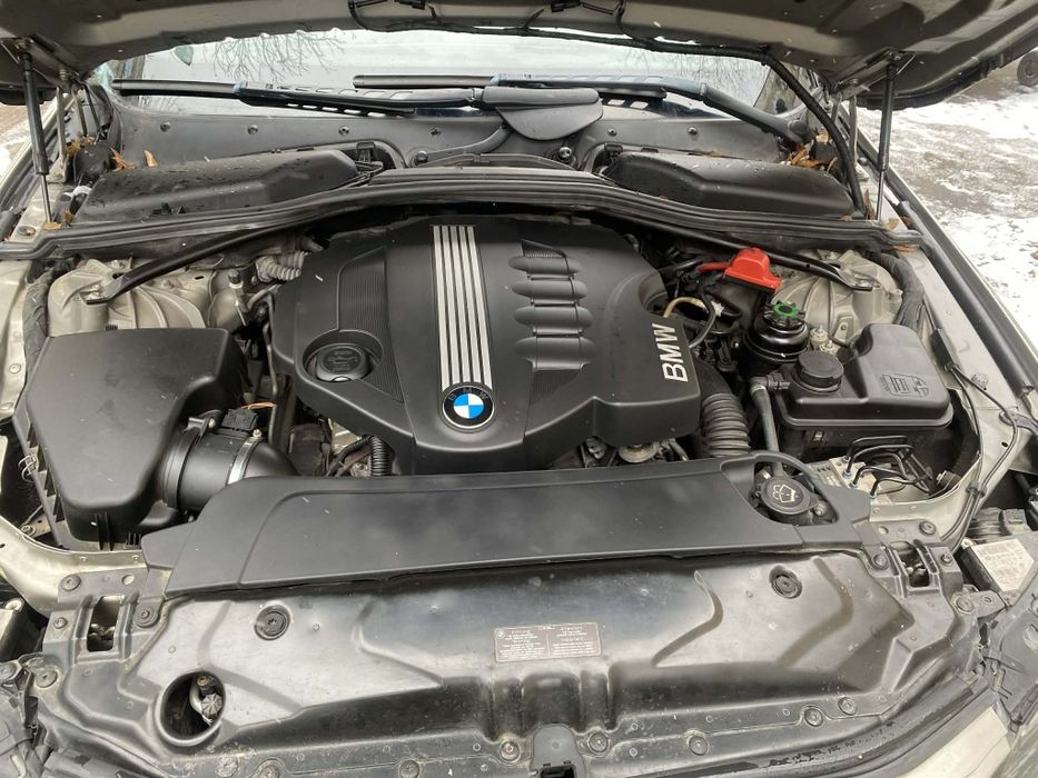 Vând BMW 520d e61 2009