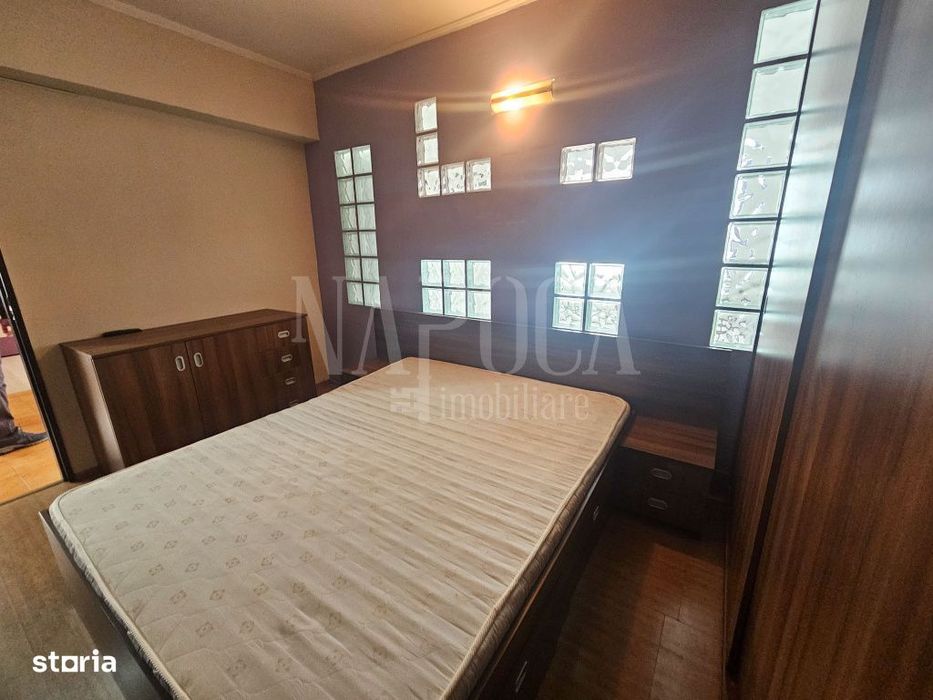Apartament 3 camere de vanzare in Floresti