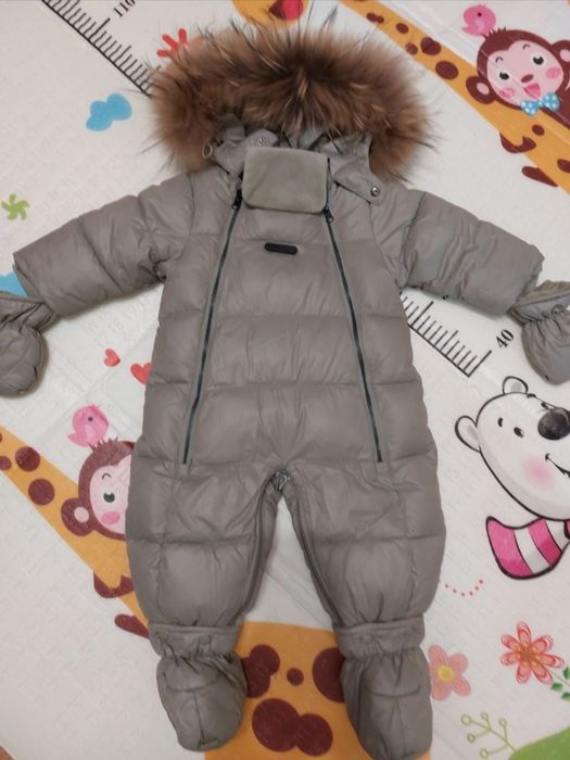 Продам комбинезон трансформер в отличном состоянии