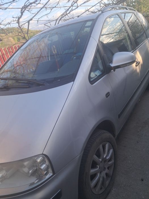 Vând sharan Volkswagen  7 locuri