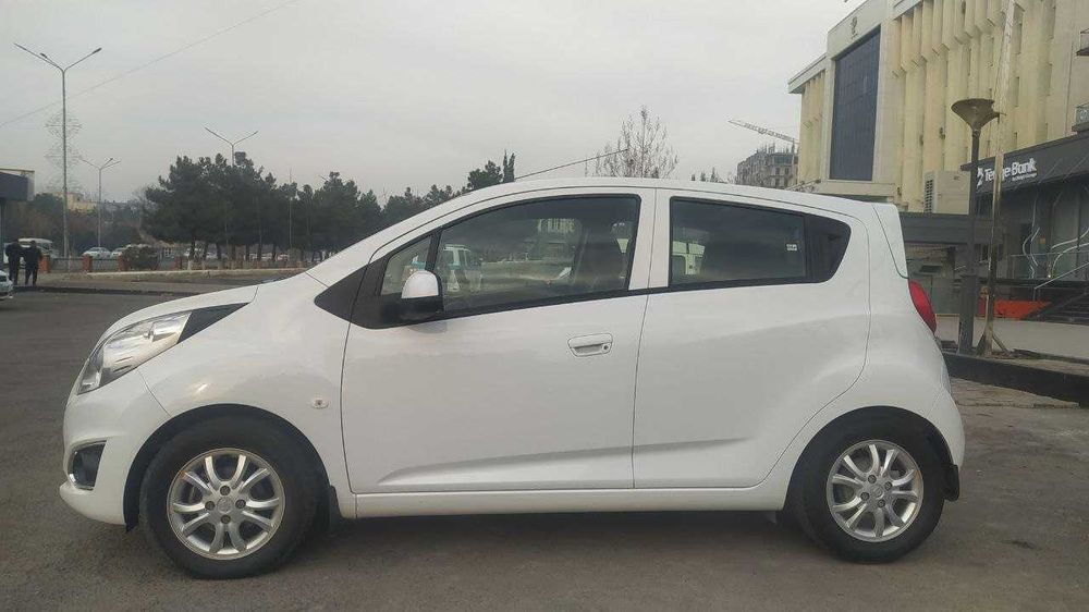 Спарк сотилади 1 қул минилган