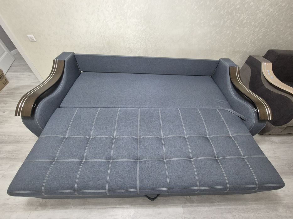 Продам       диван