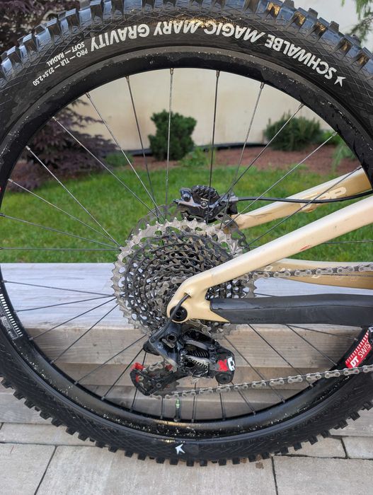 Santa Cruz Nomad CC mullet/MX