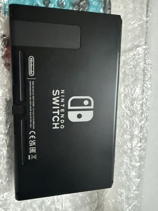 Nintendo Switch- пълен комплект, в отлично състояние!!!