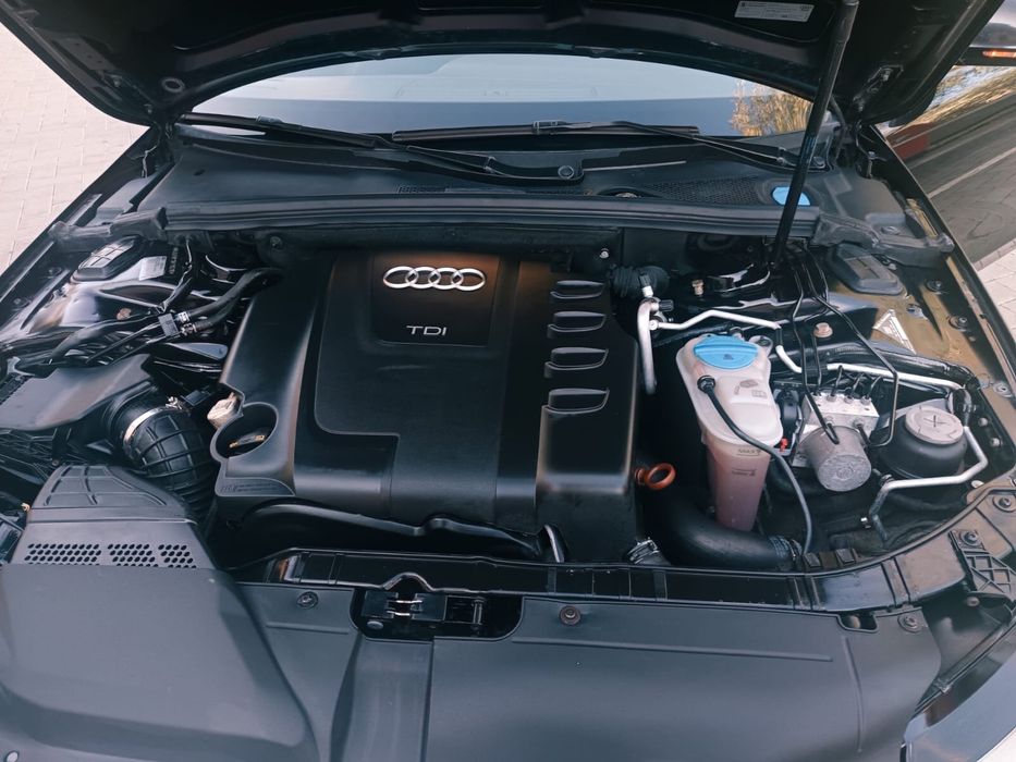 Audi A4 B8 2.0TDI 140cp 2010