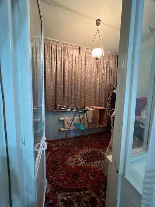 Квартира на Мирабад -Электроаппарат 2/3/5 общ пл 60м  ,2 балкона