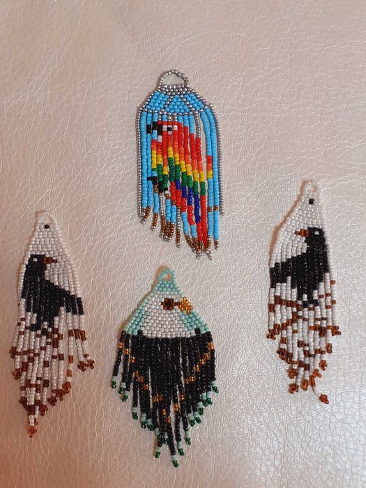 Украшения из бисера