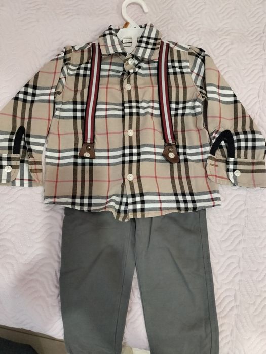 Продам  детские костюмы на малиьчика