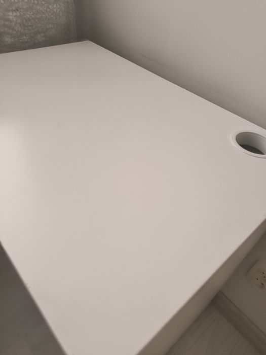 Стол письменный IKEA Mikke