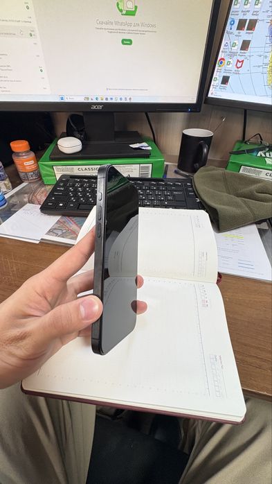 Продаю iPhone 15 Pro max 256gb