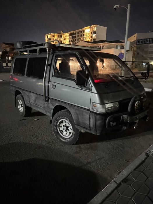 Mitsubishi delica 1993