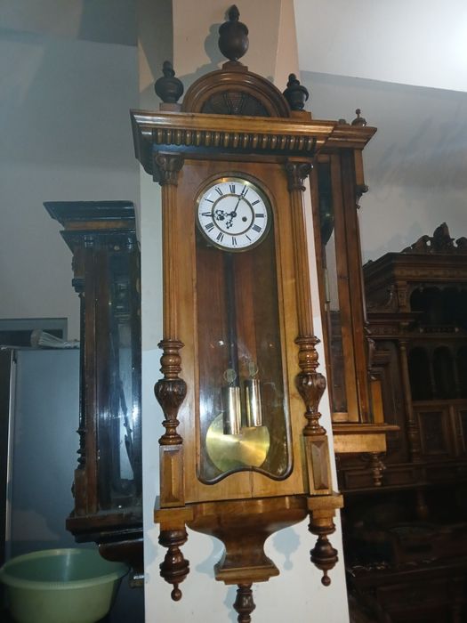 Pendula de perete cu 2 greutati