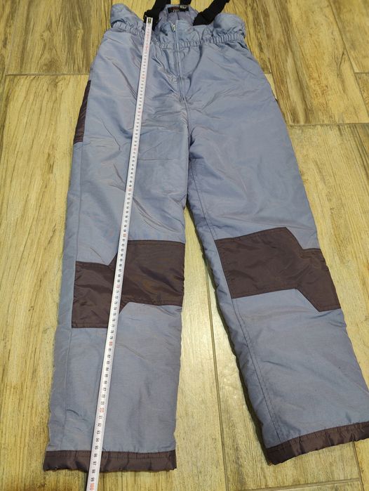 Vând pantaloni ski