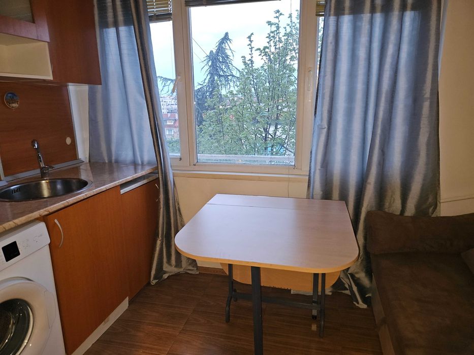 Едностаен апартамент, кв Борово