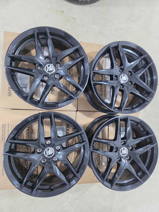 Jante 17 Cupra Formentor VW Passat VW Golf Skoda Octavia Superb Karok 5x112 7.5J et43
