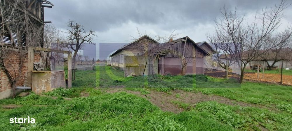 Casa | Teren 2000 Mp | Curte Generoasa | Ideal Pentru Gradina Sau Liva