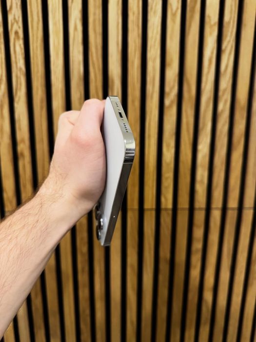 IPhone 14 Pro   / 256 GB