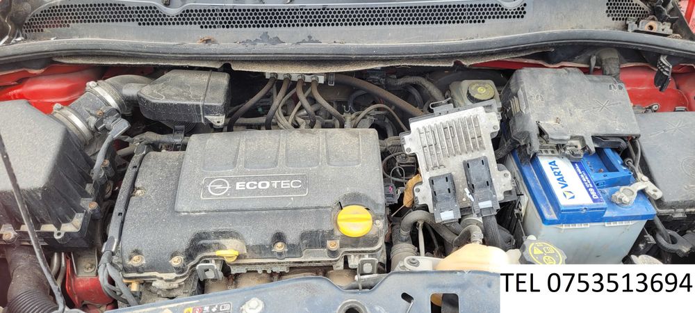 Compresor AC alternator ,electromotor  Opel Corsa E motor 1.4 benzina