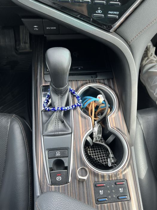 Продам toyota camry