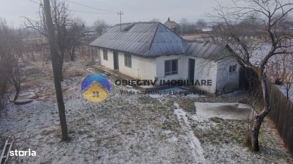 Casa batraneasca  + teren 2089 mp , Slobozia - Roznov, jud. Neamt