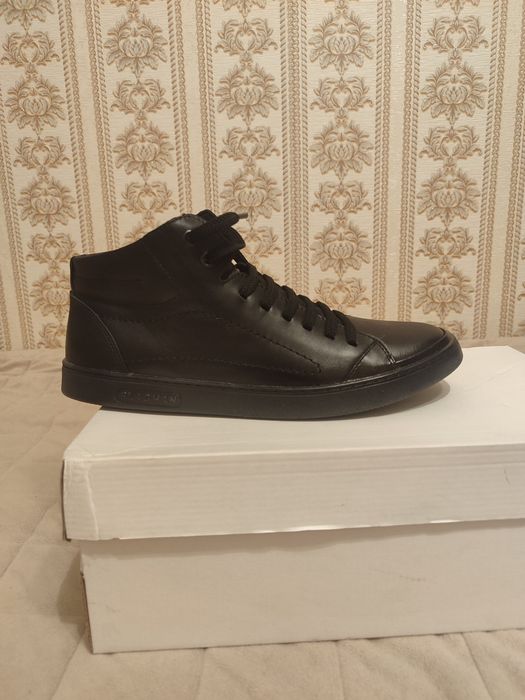 Полуботинки весенние