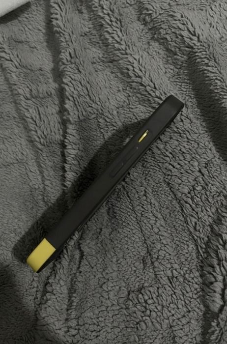 Чехол iphone 13